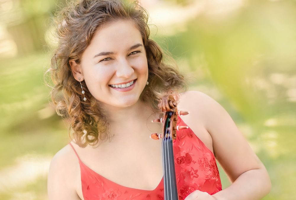 MASHA LAKISOVA, violin